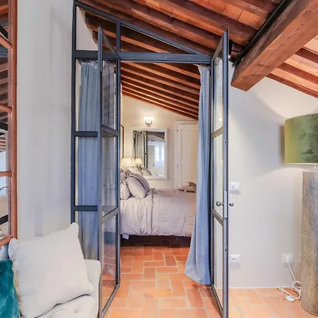 Apartment Casa Lucky, Romantic Modern Lucca