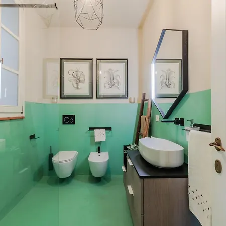 Casa Lucky, Romantic Modern * Lucca
