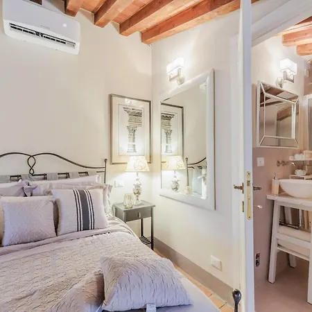 Apartment Casa Lucky, Romantic Modern