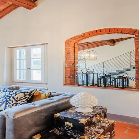 Casa Lucky, Romantic Modern Apartment Lucca