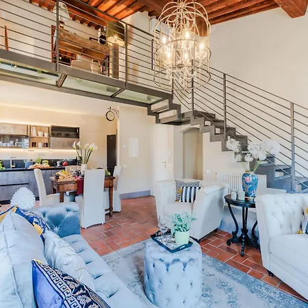 Apartment Casa Lucky, Romantic Modern Lucca