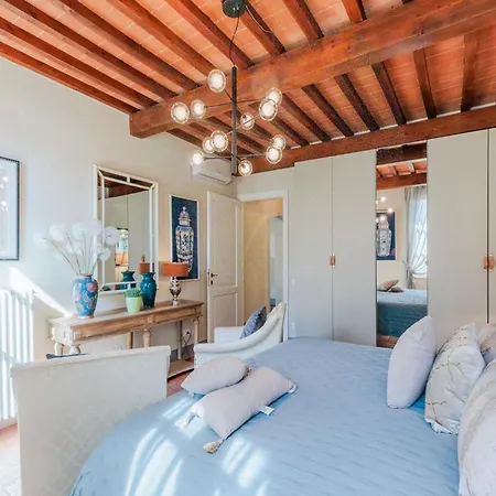 Casa Lucky, Romantic Modern *
